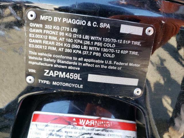 ZAPM459L7F5100610 - 2015 VESPA GTS 300 SUPER BLACK photo 10