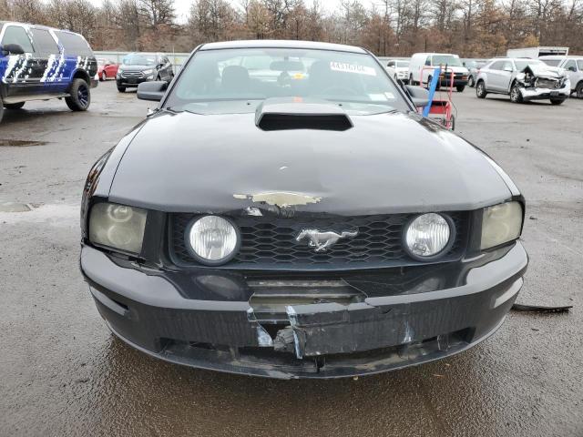 1ZVHT80N965236434 - 2006 FORD MUSTANG BLACK photo 5