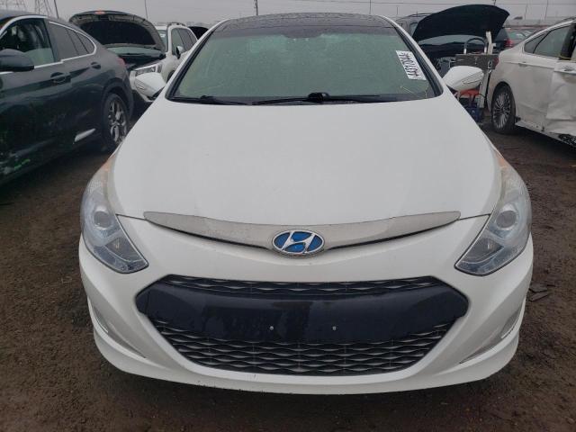 KMHEC4A49CA031280 - 2012 HYUNDAI SONATA HYBRID WHITE photo 5