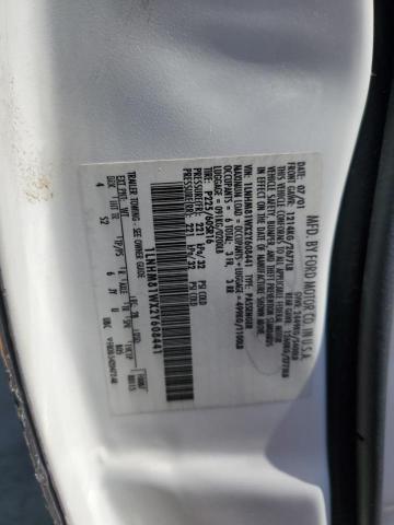 1LNHM81WX2Y608441 - 2002 LINCOLN TOWN CAR EXECUTIVE WHITE photo 12