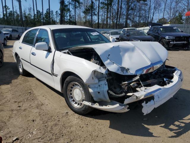 1LNHM81WX2Y608441 - 2002 LINCOLN TOWN CAR EXECUTIVE WHITE photo 4