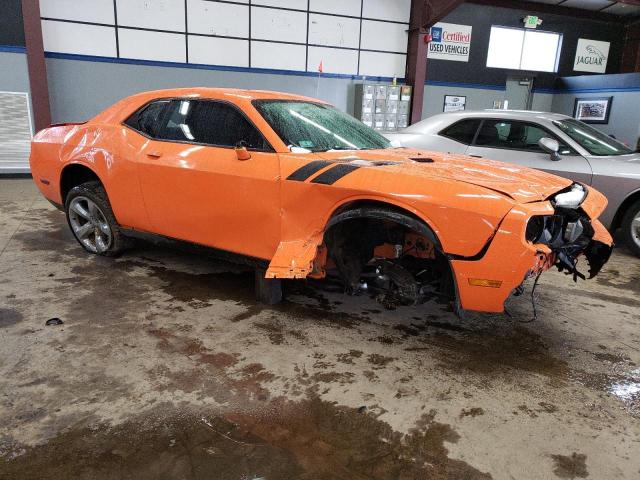 2C3CDYAG0EH162245 - 2014 DODGE CHALLENGER SXT ORANGE photo 4