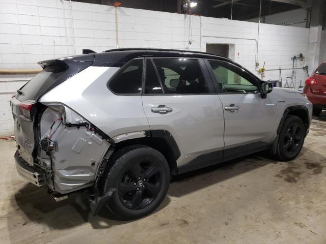 JTMEWRFV6KJ015305 - 2019 TOYOTA RAV4 XSE SILVER photo 3