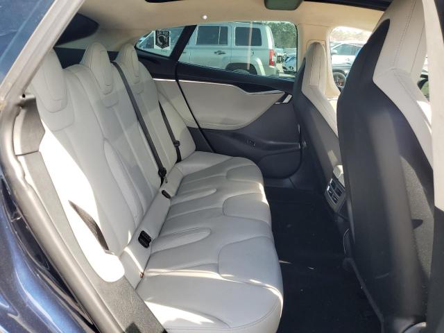 5YJSA1H15EFP35963 - 2014 TESLA MODEL S ლურჯი ფოტო 10