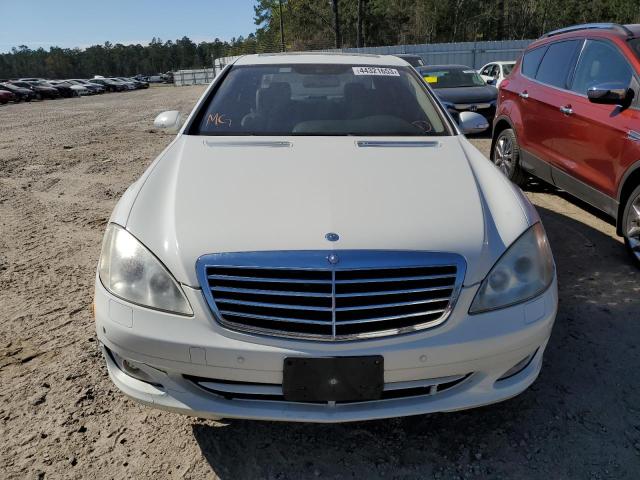 WDDNG71X07A129405 - 2007 MERCEDES-BENZ S 550 WHITE photo 5