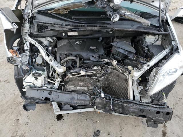 5TDZZ3DC6LS021245 - 2020 TOYOTA SIENNA L SILVER photo 12