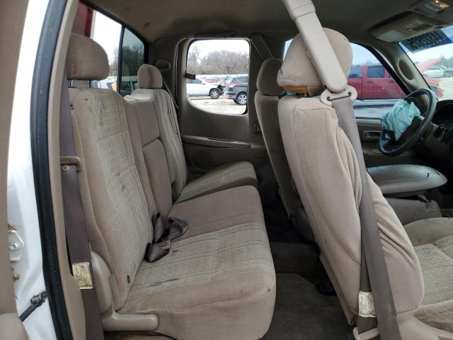 5TBBT44184S455524 - 2004 TOYOTA TUNDRA ACCESS CAB SR5 WHITE photo 10