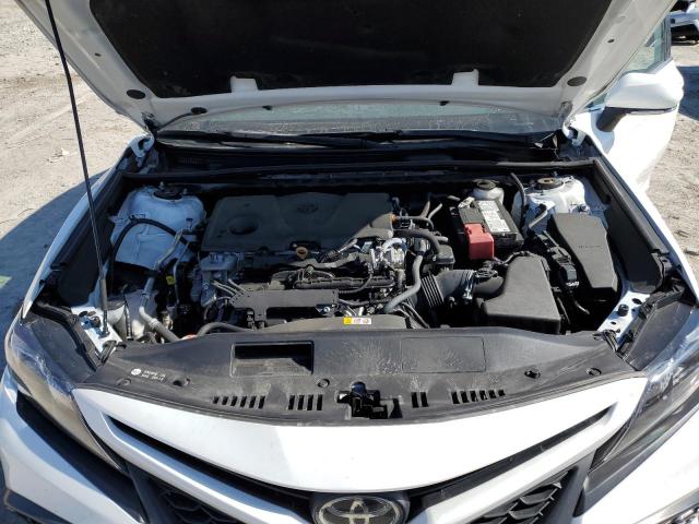 4T1S11AK5PU739231 - 2023 TOYOTA CAMRY SE NIGHT SHADE WHITE photo 11