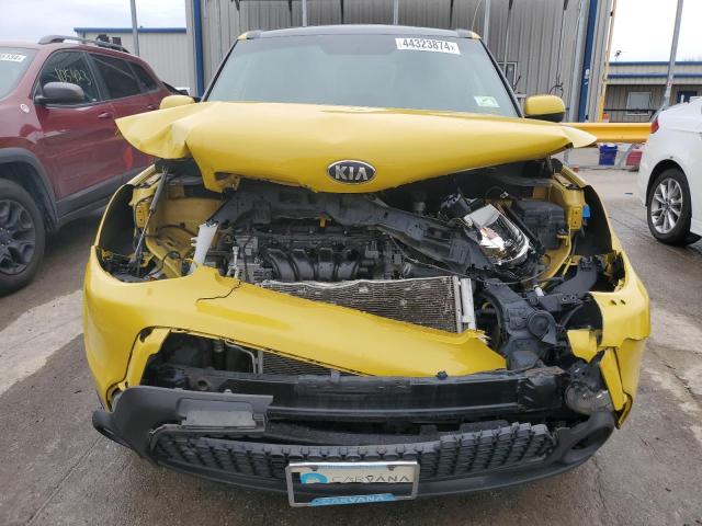 KNDJP3A57F7126366 - 2015 KIA SOUL + YELLOW photo 5