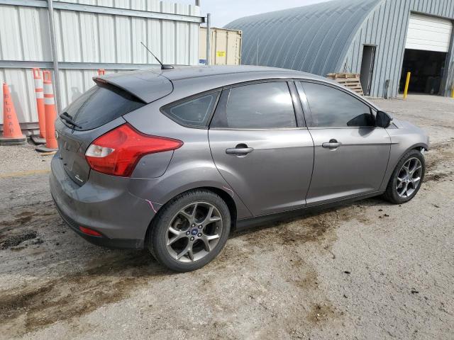 1FADP3K2XEL135074 - 2014 FORD FOCUS SE GRAY photo 3