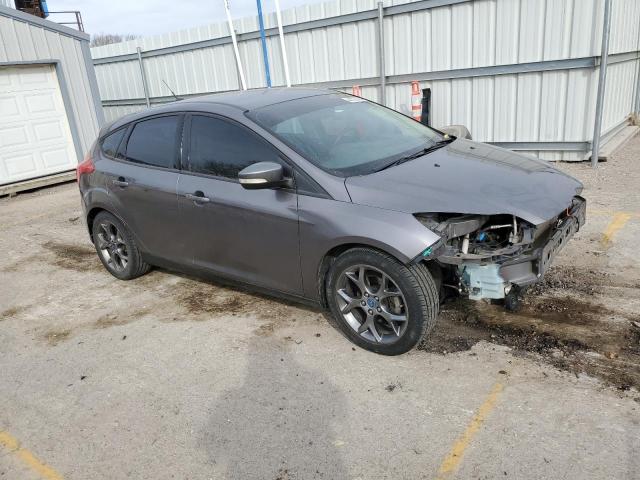 1FADP3K2XEL135074 - 2014 FORD FOCUS SE GRAY photo 4