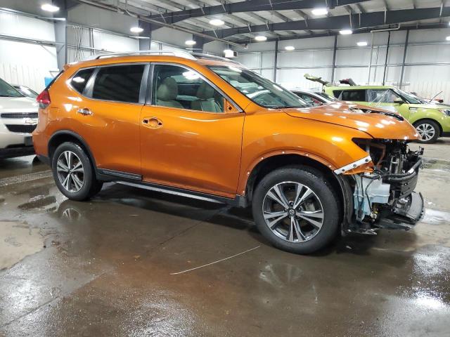 5N1AT2MV7HC806002 - 2017 NISSAN ROGUE SV ORANGE photo 4