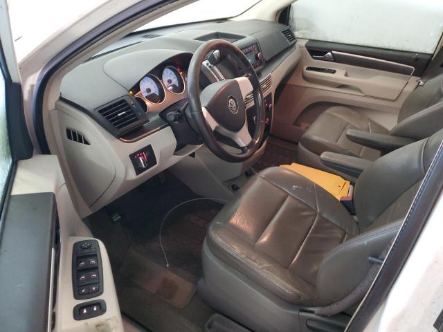 2V4RW4D16AR190383 - 2010 VOLKSWAGEN ROUTAN S WHITE photo 8