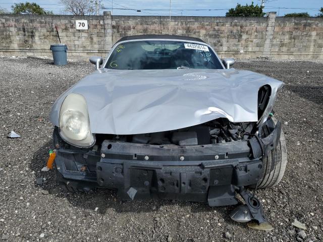 1G2MB33B66Y106753 - 2006 PONTIAC SOLSTICE SILVER photo 5