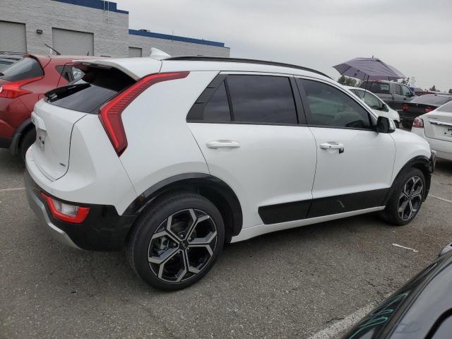 KNDCR3LE8P5076087 - 2023 KIA NIRO EX WHITE photo 3