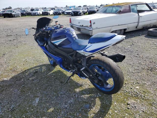 JS1GN7CA252108686 - 2005 SUZUKI GSX-R600 K BLUE photo 3