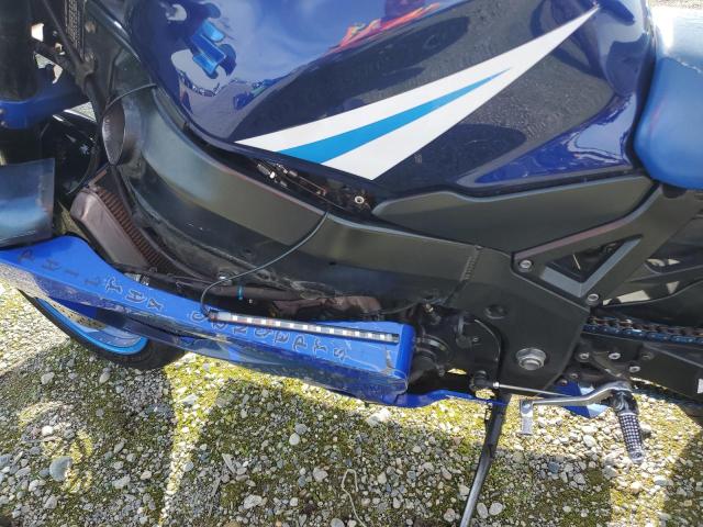 JS1GN7CA252108686 - 2005 SUZUKI GSX-R600 K BLUE photo 7