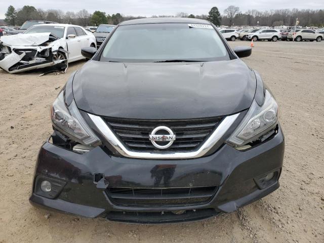 1N4AL3AP4JC213807 - 2018 NISSAN ALTIMA 2.5 BLACK photo 5