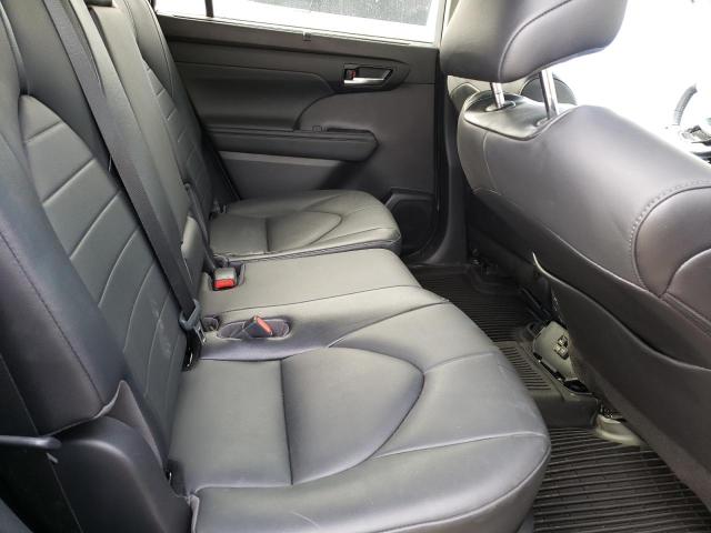 5TDHZRBH0MS540273 - 2021 TOYOTA HIGHLANDER XLE GRAY photo 10