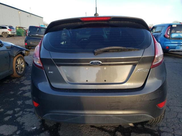 3FADP4EJ4GM105207 - 2016 FORD FIESTA SE GRAY photo 6