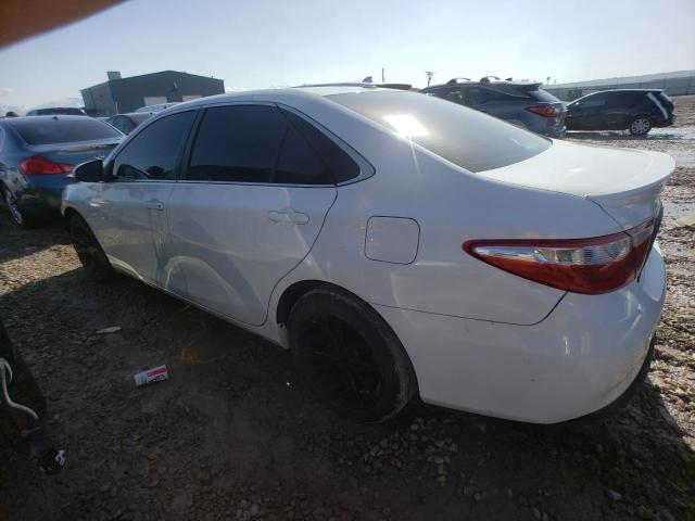 4T1BF1FK1FU061103 - 2015 TOYOTA CAMRY LE WHITE photo 2