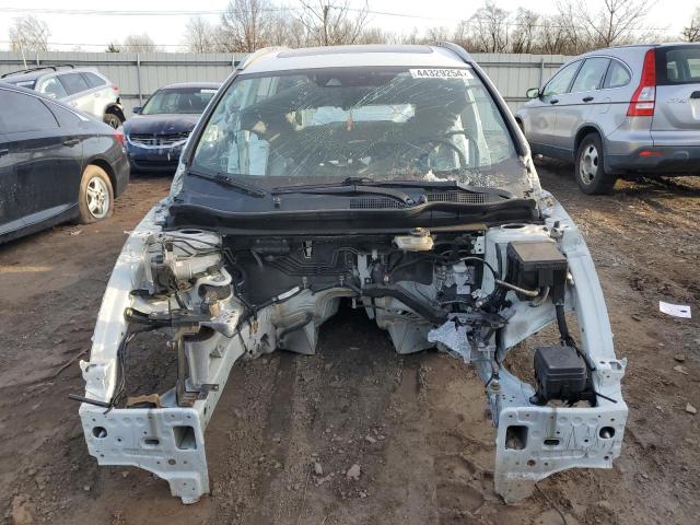 2HKRW2H93JH664351 - 2018 HONDA CR-V TOURING WHITE photo 5