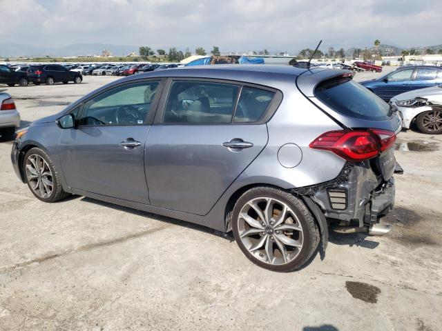 3KPFN5A34HE155493 - 2017 KIA FORTE EX GRAY photo 2