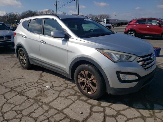 5XYZU3LB3GG376707 - 2016 HYUNDAI SANTA FE S SILVER photo 4