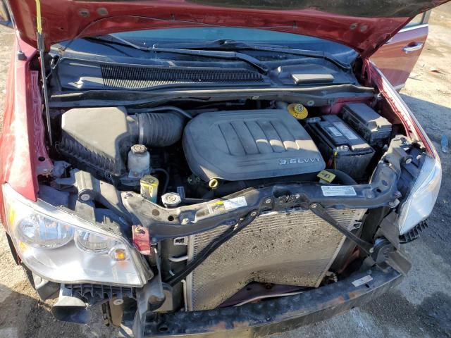 2C4RC1CG9GR177465 - 2016 CHRYSLER TOWN & COU TOURING L RED photo 11