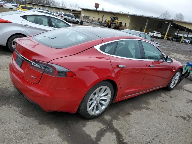 5YJSA1E27JF292027 - 2018 TESLA MODEL S RED photo 3