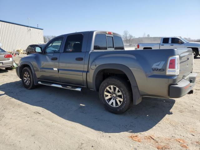 1Z7HT38N56S540778 - 2006 MITSUBISHI RAIDER DUROCROSS GRAY photo 2