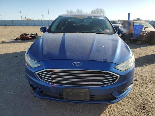 3FA6P0HD9HR190069 - 2017 FORD FUSION SE BLUE photo 5