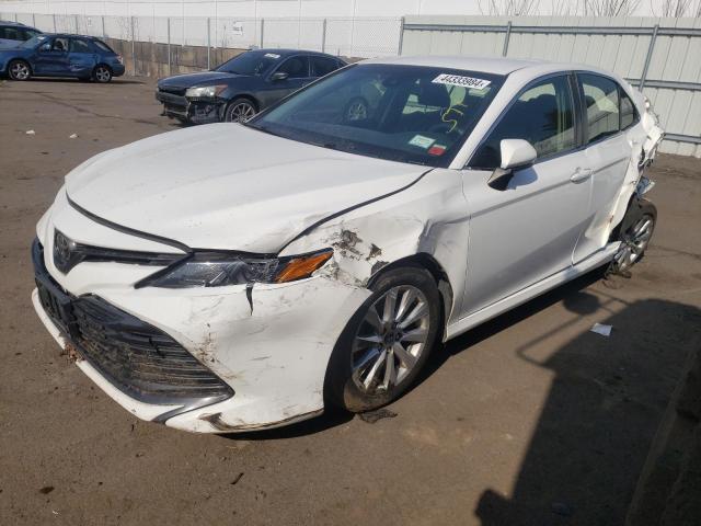 JTNB11HK8J3008621 - 2018 TOYOTA CAMRY L WHITE photo 1