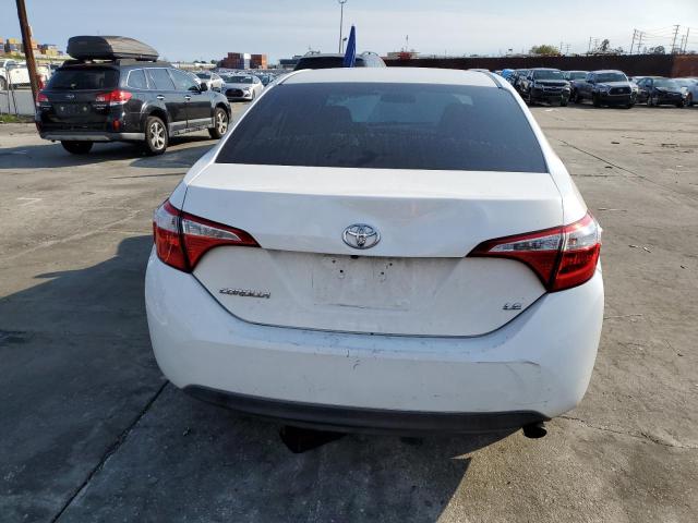 5YFBURHE3FP260800 - 2015 TOYOTA COROLLA L WHITE photo 6