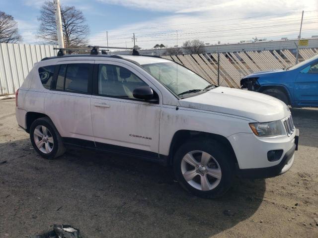 1C4NJDBB8FD321410 - 2015 JEEP COMPASS SPORT 白色 照片 4