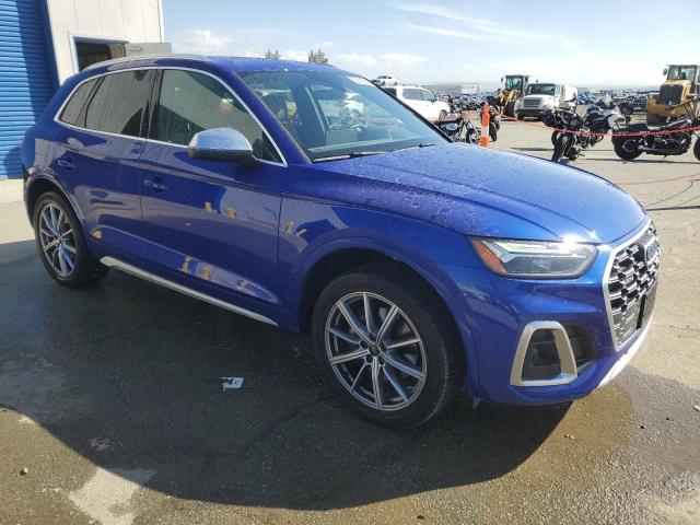 WA1A4AFY8N2113714 - 2022 AUDI SQ5 PREMIUM BLUE photo 4