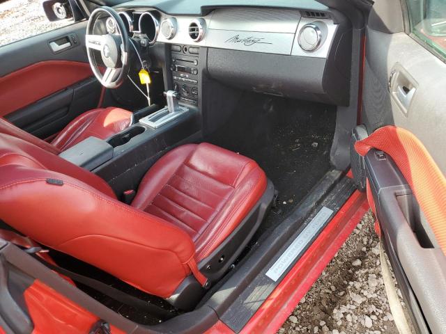 1ZVHT85H255230461 - 2005 FORD MUSTANG GT RED photo 8