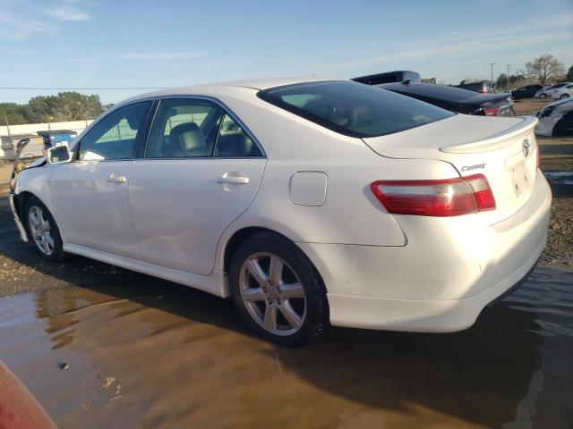 4T1BK46K17U515817 - 2007 TOYOTA CAMRY LE WHITE photo 2