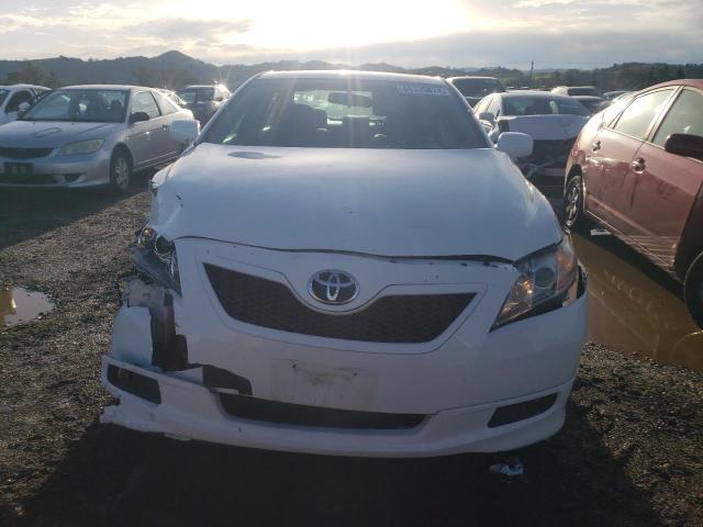 4T1BK46K17U515817 - 2007 TOYOTA CAMRY LE WHITE photo 5