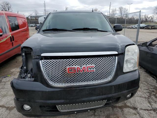 1GKS2MEF2BR324772 - 2011 GMC YUKON XL DENALI BLACK photo 5