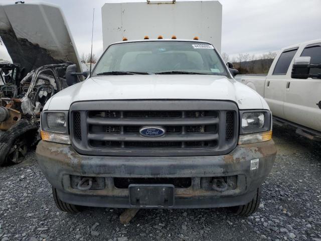 1FDAF56F53EB30791 - 2003 FORD F550 SUPER DUTY WHITE photo 5