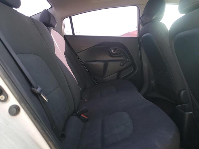 KNADM4A37D6131092 - 2013 KIA RIO LX WHITE photo 10