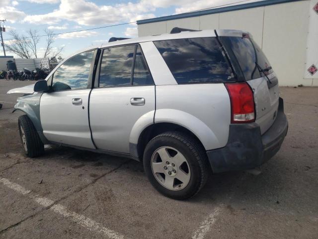 5GZCZ63475S816718 - 2005 SATURN VUE SILVER photo 2