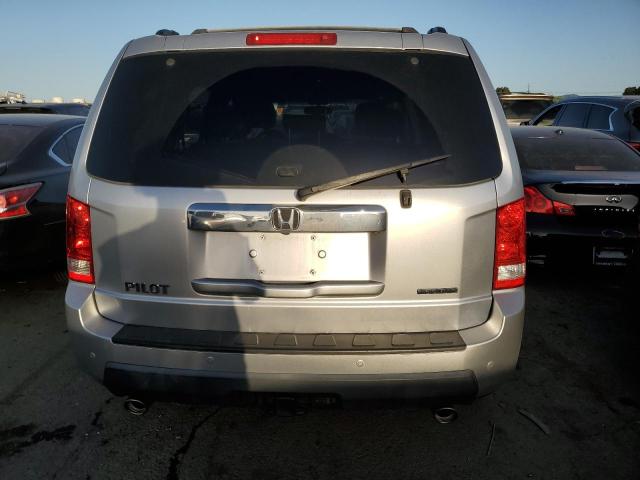 5FNYF3H93BB055813 - 2011 HONDA PILOT TOURING SILVER photo 6