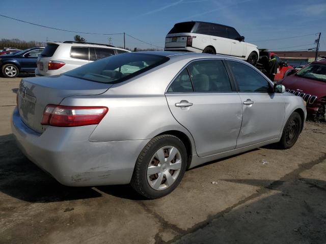 4T1BE46K79U265266 - 2009 TOYOTA CAMRY BASE SILVER photo 3