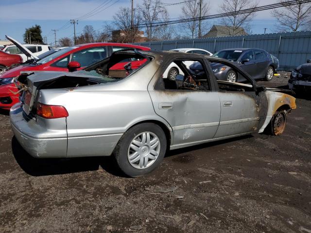 4T1BG22K61U818689 - 2001 TOYOTA CAMRY CE SILVER photo 3