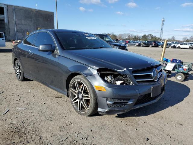 WDDGJ5HBXEG167842 - 2014 MERCEDES-BENZ C 350 GRAY photo 4