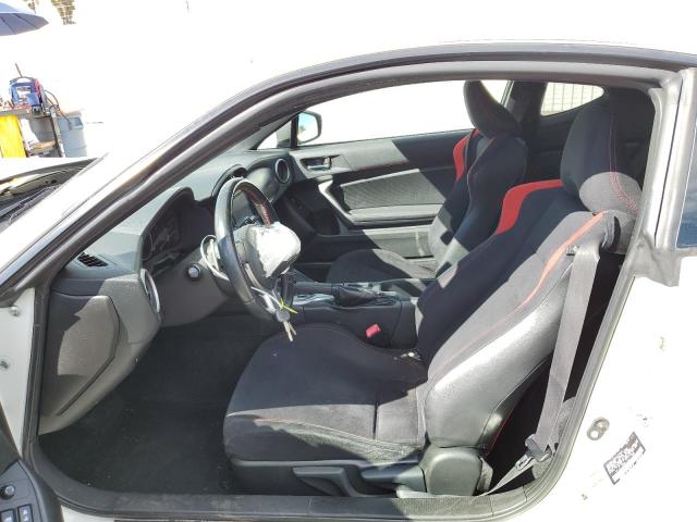 JF1ZNAA11D2717898 - 2013 TOYOTA SCION FR-S WHITE photo 7
