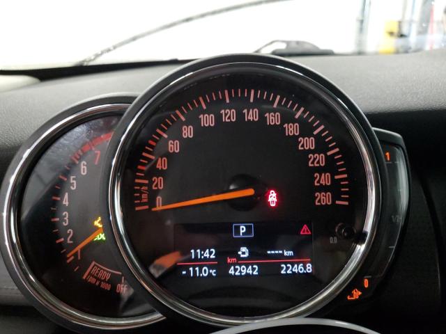 WMWXR3C07M2N73695 - 2021 MINI COOPER WHITE photo 9