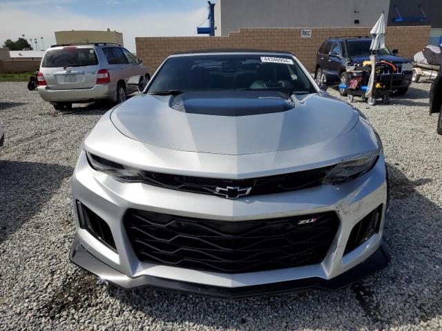 1G1FK3D69H0196772 - 2017 CHEVROLET CAMARO ZL1 银色 照片 5